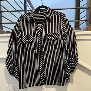 A.N.A. Black and white 3/4 sleeve blouse